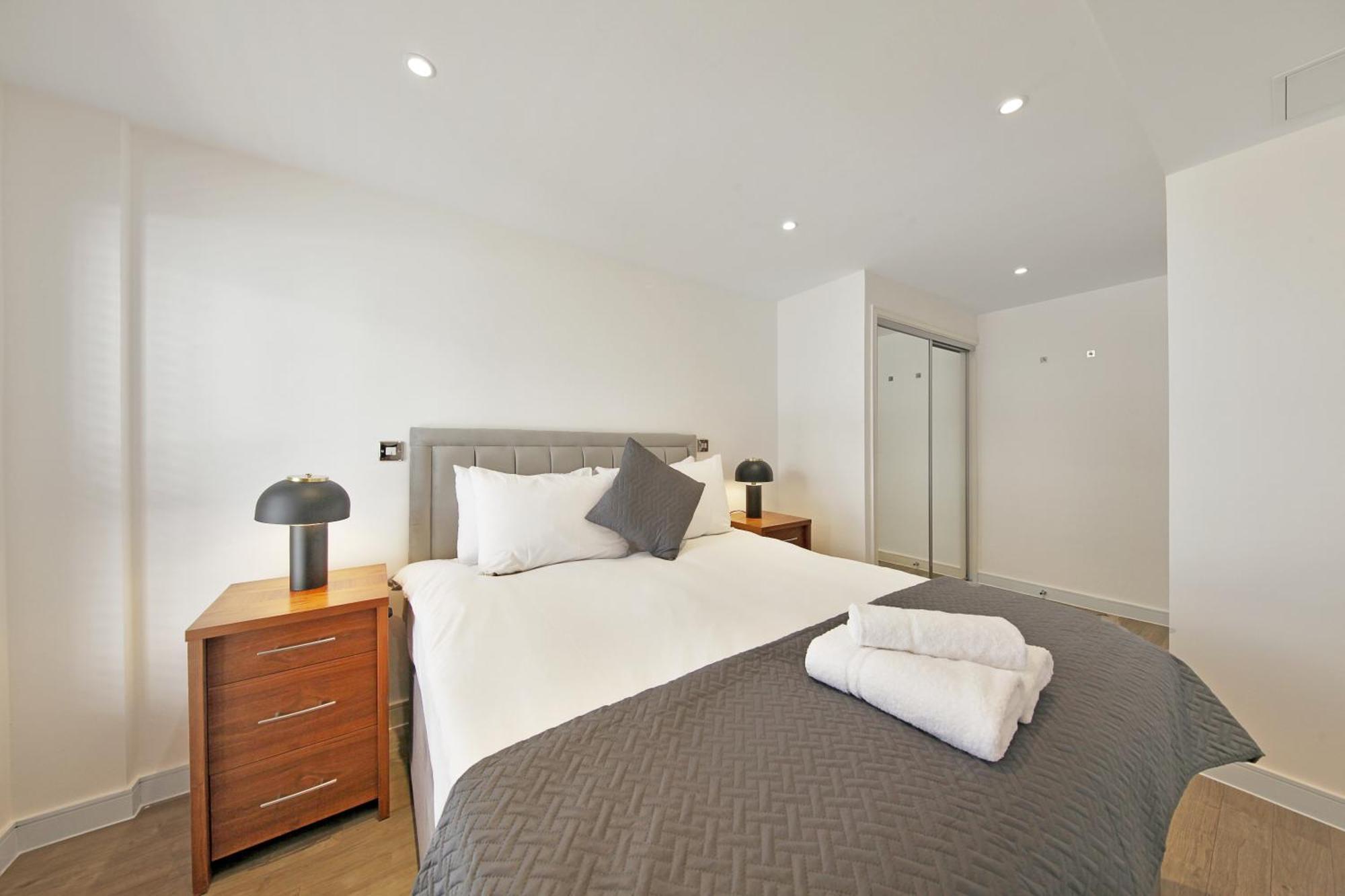 2 Bed Executive Apartment Next To Liverpool Street Free Wifi By City Stay Aparts London Bagian luar foto