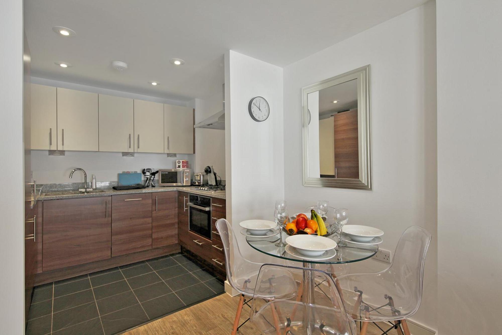 2 Bed Executive Apartment Next To Liverpool Street Free Wifi By City Stay Aparts London Bagian luar foto