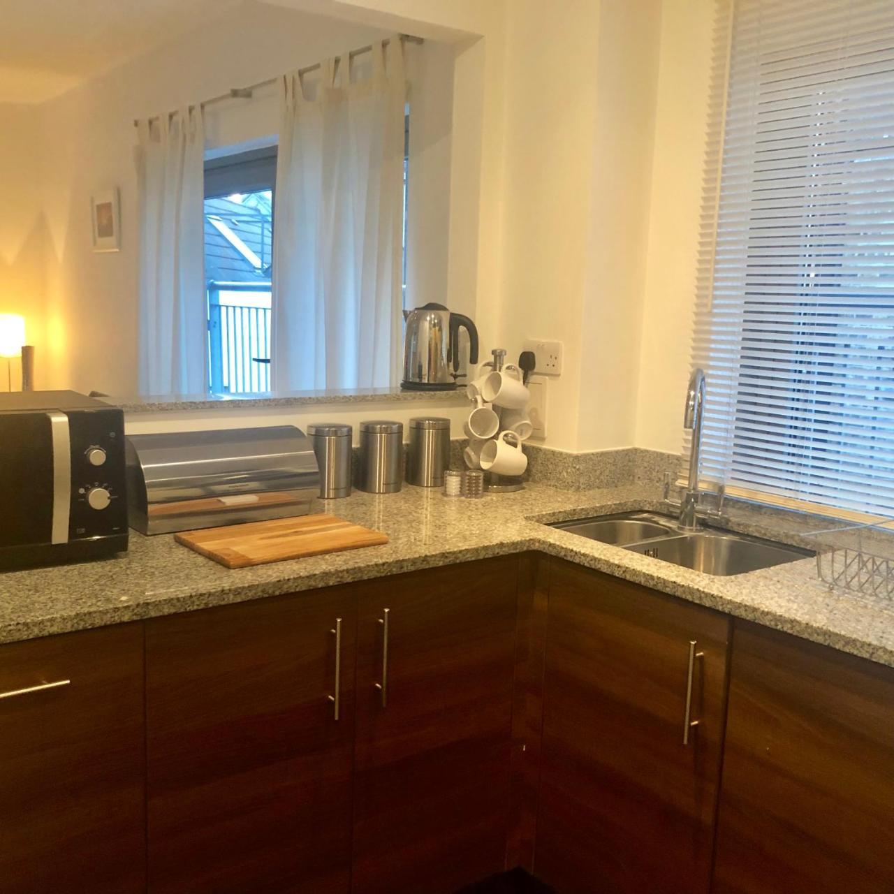 2 Bed Executive Apartment Next To Liverpool Street Free Wifi By City Stay Aparts London Bagian luar foto