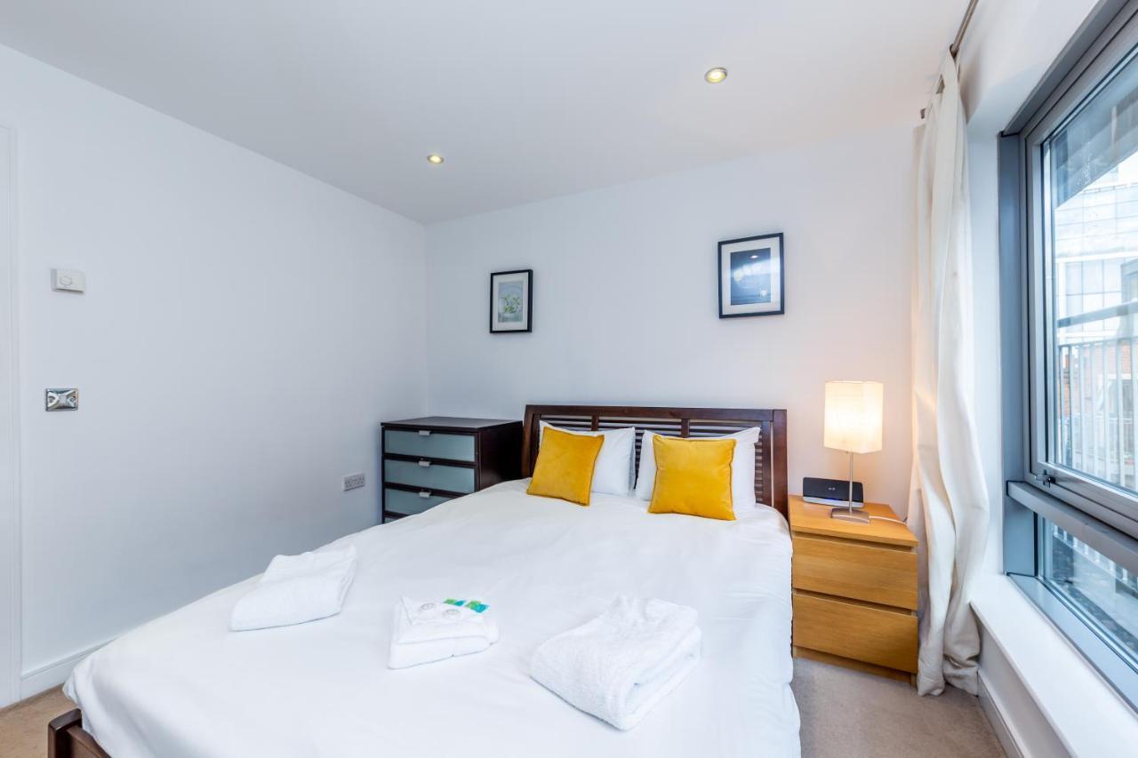 2 Bed Executive Apartment Next To Liverpool Street Free Wifi By City Stay Aparts London Bagian luar foto